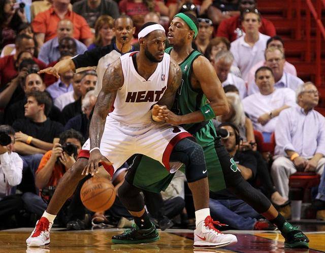 詹姆斯的承 詹姆斯的承